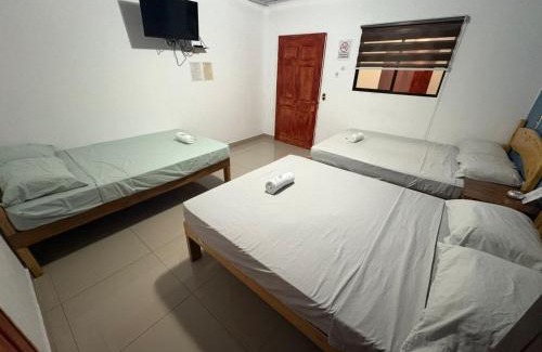 Ahuachapan House | Hostal Sunset Town