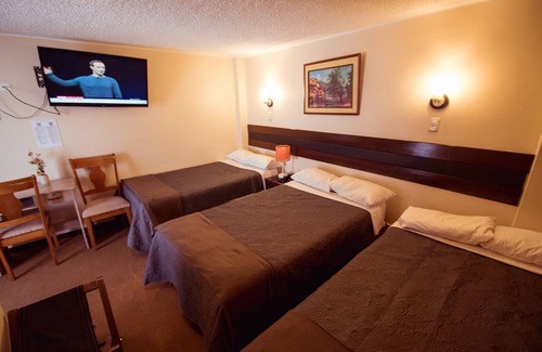 Historical Center Hotel | Hostal Villa Melgar