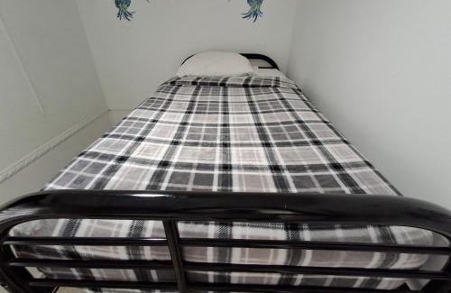 Marbella House | Hostal Yoha