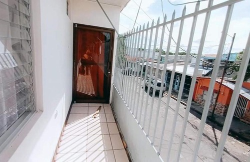 Los Cerros Bed & Breakfast | Hostal Yulian