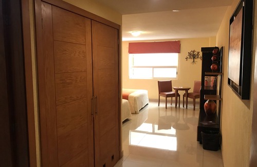 Zona Expo Hotel | Hostalia Hotel Expo & Business Class