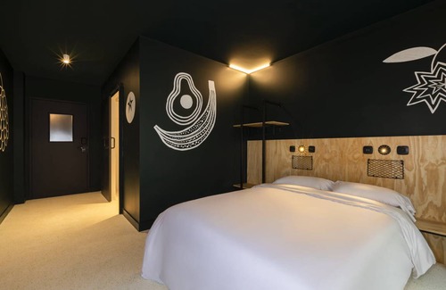Charonne Hostel | Hostel ∙ 8 guests