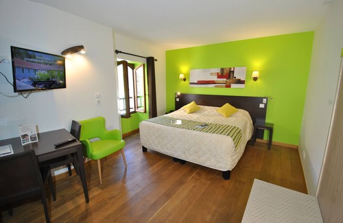 Brantome-en-Perigord Hotel | Hostellerie du Perigord Vert