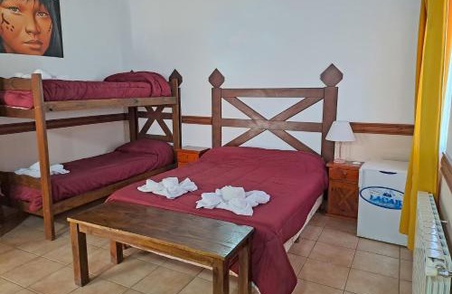 Macrozona Bahia Redonda y Primeros Faldeos Hotel | Hostería Austral