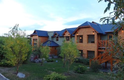 Macrozona Bahia Redonda y Primeros Faldeos Hotel | Hosteria Los Hielos