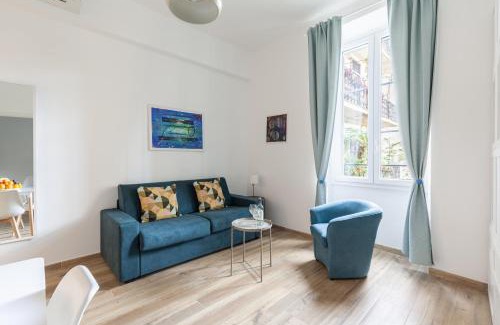 Salario Apartment | Hostly-The Porta Pia Suite-Rome Centre with Charme