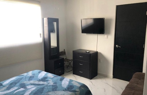 Playa Diamante Apartment | Hostpal Departamento en Acapulco