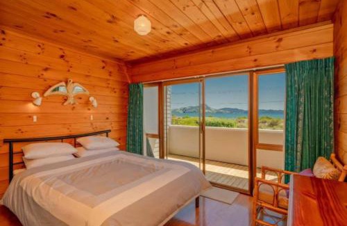Cooks Beach House | Hosts on the Coast Marine Parade Magic