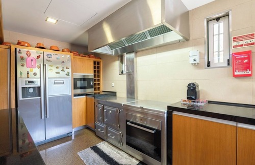 Paredes House | HostWise - Classic Villa w/Gym and Pool Access