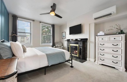 East Allegheny House | HostWise Stays - Great Balcony Views, Patio, Minutes to Stadiums