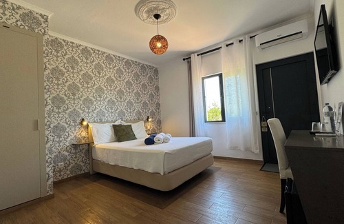 Fuseta Villa | HostWise - Tranquil Algarve Suite w/Pool