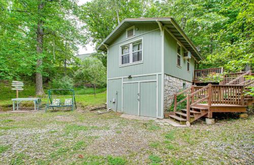 Hot Springs Apartment | Hot Springs Hideaway The Crystal Cottage