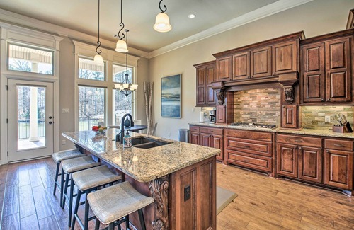 Hot Springs Village House | Hot Springs Village Home w/Dock + Patio!