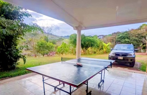 San Isidro de El General House | Hot Tub | 180° View | Vacation Home in Downtown