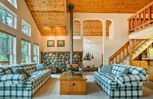 Truckee House | Hot Tub Access, Near Skiing Tahoe Donner Cabin