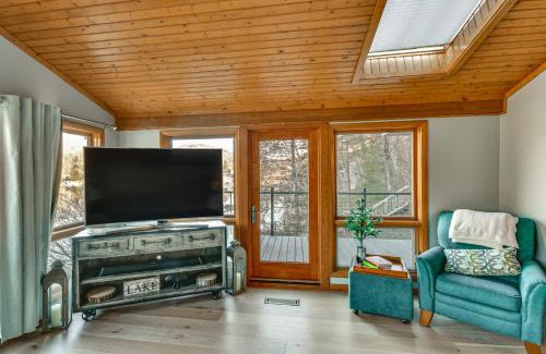 Lake Lure House | Hot Tub and Deck Cabin in Blue Ridge Mountains