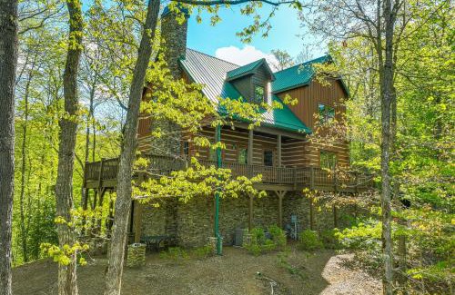 Franklin House | Hot Tub and Fire Pit Secluded Gem in Franklin