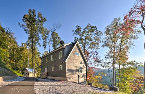 Marion House | Hot Tub and Mountain Views Secluded Marion Escape!