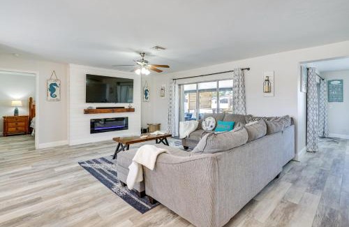 Cape Coral House | Hot Tub and Pool Cape Coral Oasis!