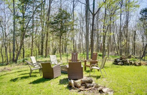 Buechel House | Hot Tub, Deck and Fire Pit Chic Louisville Home!