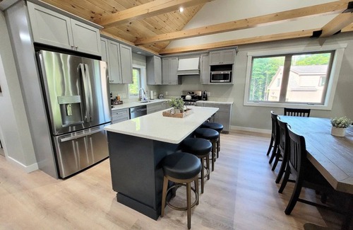 Bartlett Villa | Hot Tub, Fire Pit, Sports Club, Near Attitash