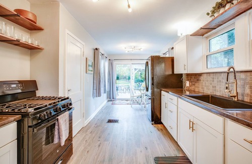 Harters Heights House | Hot Tub, Fire Pit—Walk to Notre Dame and Downtown