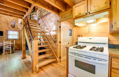 Asheville Cabin | Hot Tub + Furnished Porch: Balsam Grove Cabin