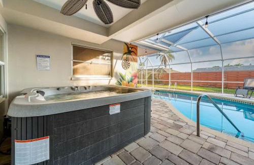 Bradenton House | Hot Tub - Mins to Anna Maria - Heated Pool -Arcade for Family