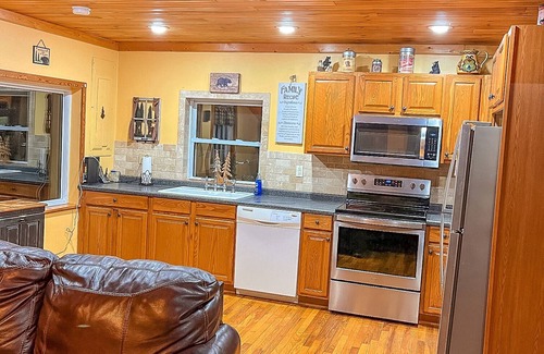 Todd Cabin | Hot Tub Nights + Fireside Comfort = The Perfect Sept @ Roaring Creek