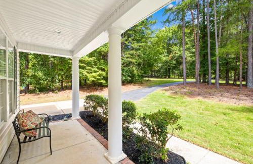Sherrills Ford House | Hot Tub, Office, Gas Firepit, and Peaceful!