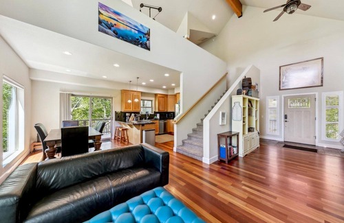 South Lake Tahoe Cabin | Hot Tub, Pet Friendly, 3 game rooms, Walk to Trailhead