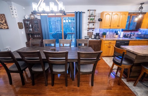 Bushkill House | Hot Tub, Pool, Game Room, Arcades and much more