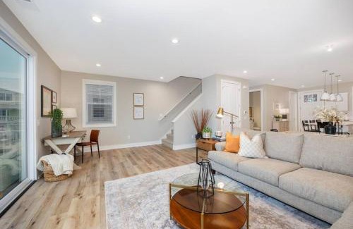 Douglas House | Hot Tub - Saugatuck - Douglas - Luxury Home Sleeps 8