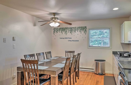 Stroudsburg House | Hot Tub & Yard: Stroudsburg Home in Poconos