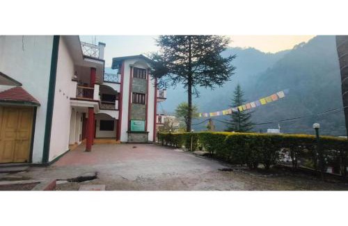 Kharsali House | Hotel महिमा रेसॉर्ट