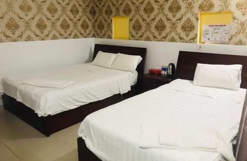 East Ham Tien Beach Hotel | HoTel 168
