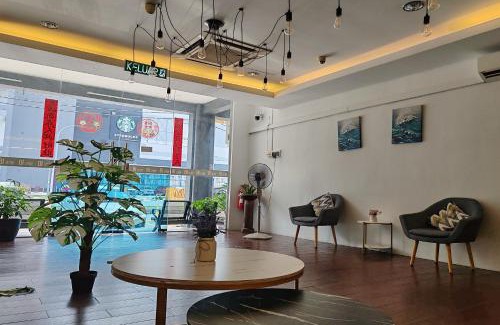 Taman Pengkalan Jaya Hotel | Hotel 18 Ipoh Aeon Mall