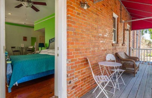 Wilmington Historic District Hotel | Hotel ∙ 4 guests