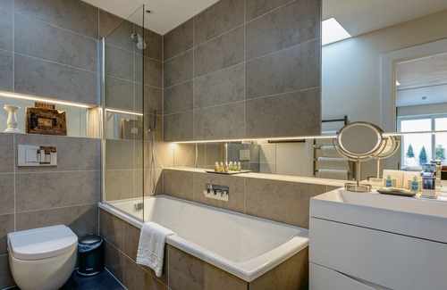 Hanger Hill Hotel | Hotel 55