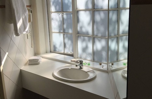 Kings Cross Bed & Breakfast | Hotel 59
