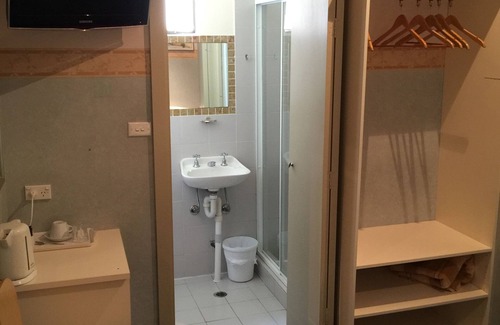 Kings Cross Bed & Breakfast | Hotel 59