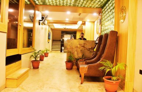 Chhatarpur Hotel | Hotel 7-B