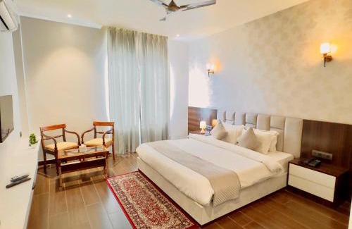 Chinnur Hotel | Hotel 777 Pushkar - with best mountain view ! swimming pool ! big parking ! lawn with bonfire ! lavish & luxury AC rooms ! top rated ! best selling ! prime location ! property of the year !