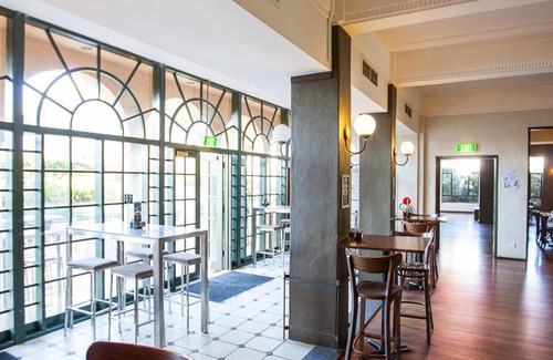 Nedlands Hotel | Hotel ∙ 8 guests