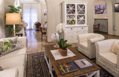 Historic Center Hotel | Hotel Accademia