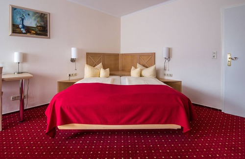 Egestorf Hotel | Hotel Acht Linden