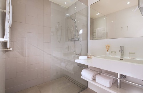Quartier du Petit-Montrouge Hotel | Hotel Acropole