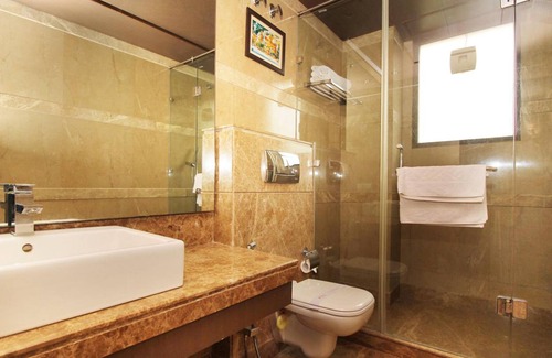 Greater Kailash Hotel | Hotel Africa Avenue G K 1