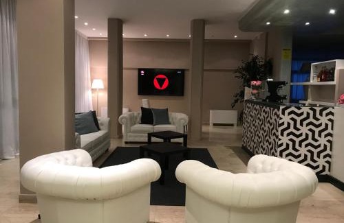 Marina di Pietrasanta Hotel | Hotel Airone