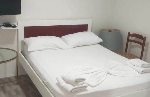 Shengjin Apartment | Hotel Albani